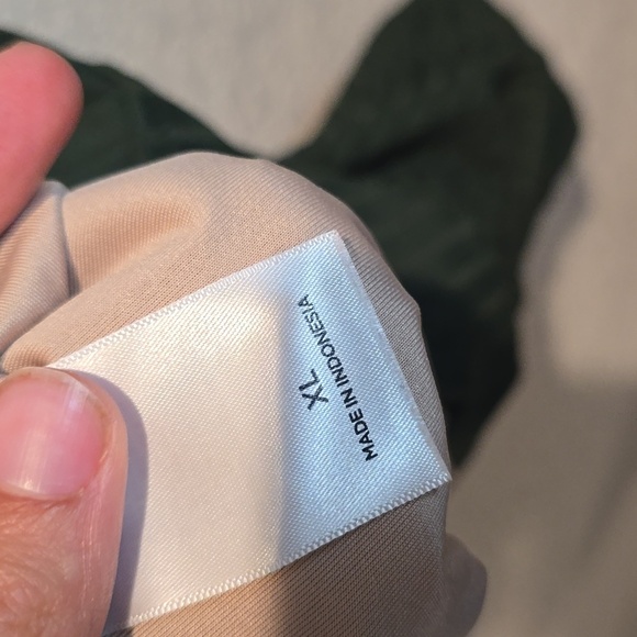 Shade & Shore Dark Green Swimwear - Picture 3 of 3